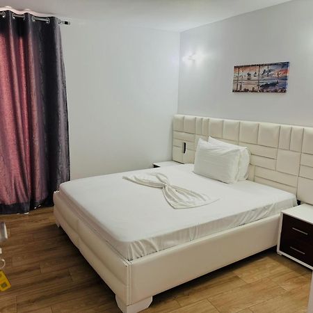 Fori'S Rooms Himara Kültér fotó